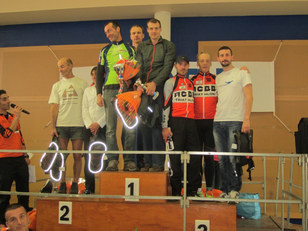 Equipe Raid Runners sur le podium du raid des boucles de la Marne 2013