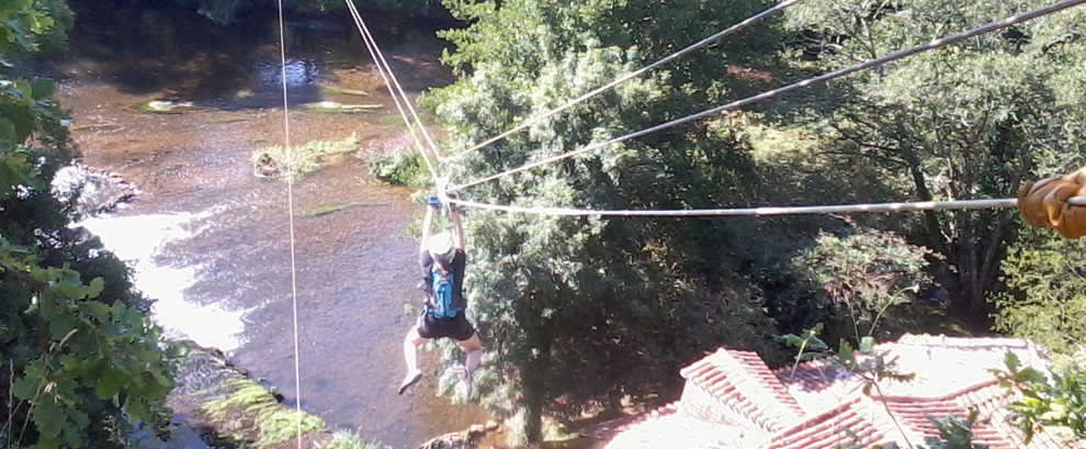 Tyrolienne raid Val de Dronne